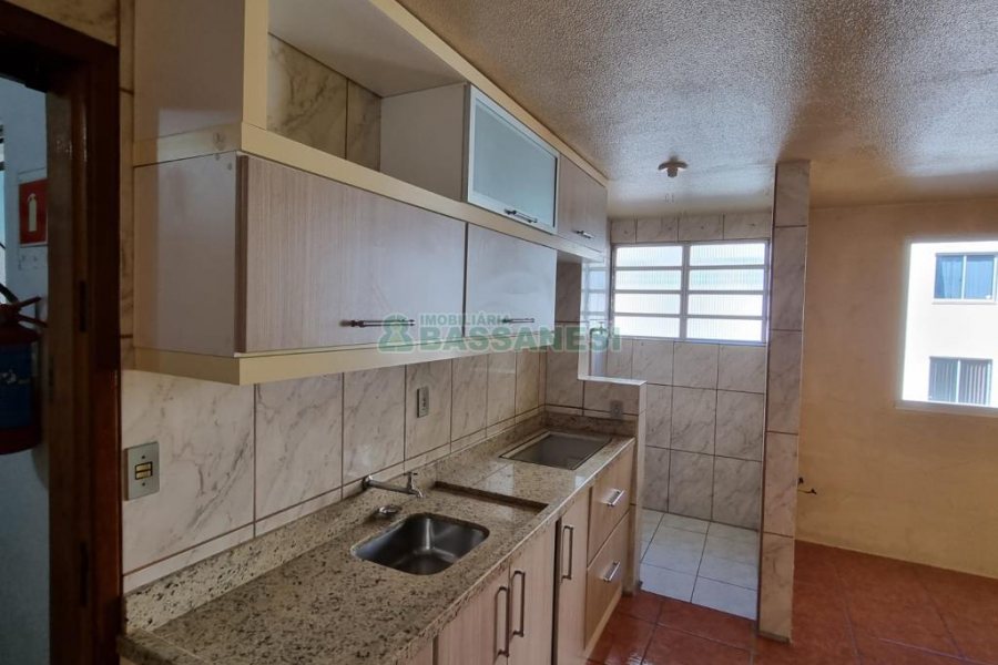 Apartamento com 38m², 2 dormitórios, no bairro Parque Oasis em Caxias do Sul para Comprar