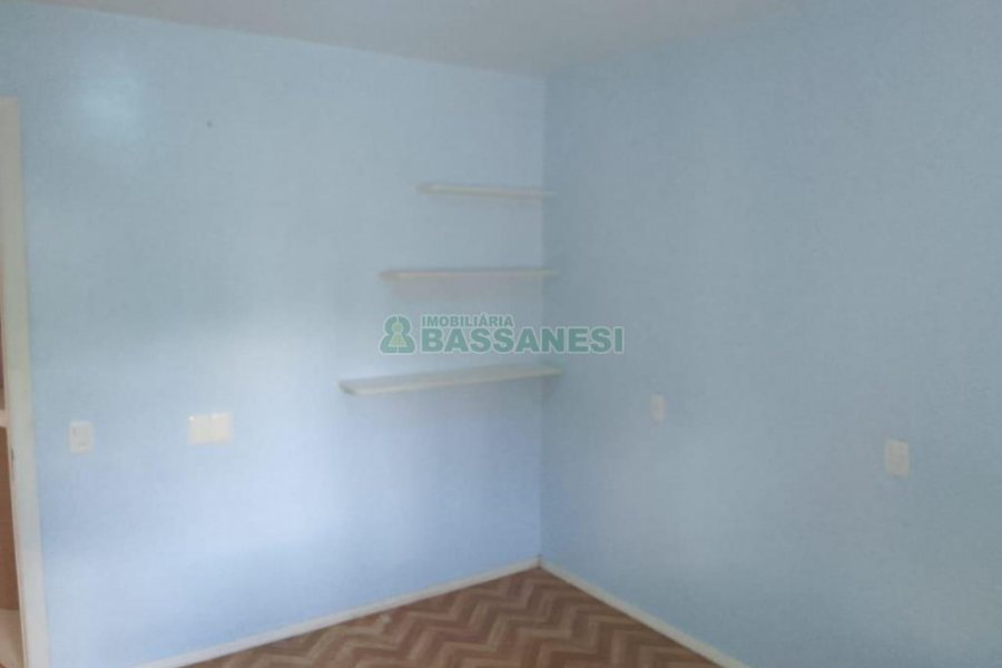 Sobrado com 234m², 3 dormitórios, 1 vaga, no bairro Colina Sorriso em Caxias do Sul para Comprar