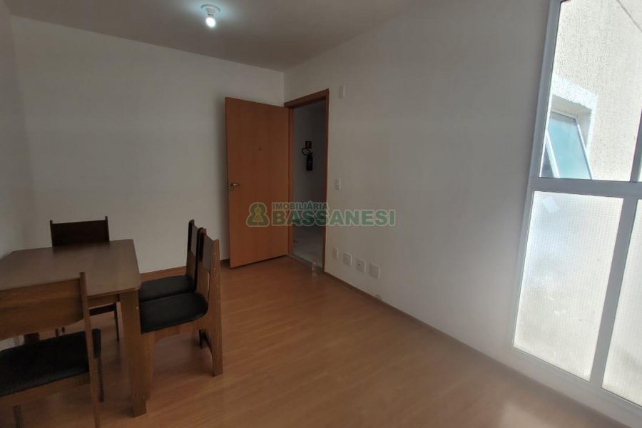 Apartamento com 52m², 2 dormitórios, 1 vaga, no bairro Serrano em Caxias do Sul para Alugar
