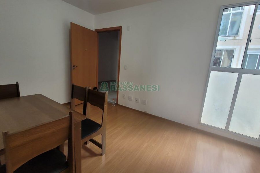 Apartamento com 52m², 2 dormitórios, 1 vaga, no bairro Serrano em Caxias do Sul para Alugar