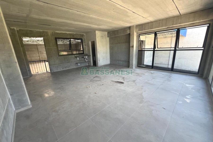 Pavilhão com 1100m², no bairro Jardim das Hortências em Caxias do Sul para Alugar