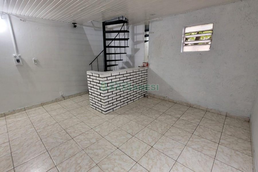 Loja com 60m², no bairro São Pelegrino em Caxias do Sul para Alugar
