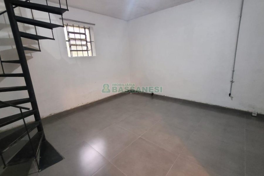 Loja com 60m², no bairro São Pelegrino em Caxias do Sul para Alugar