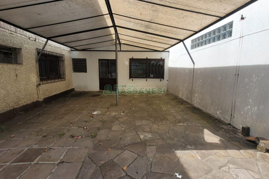 Loja com 65m², no bairro São Pelegrino em Caxias do Sul para Alugar