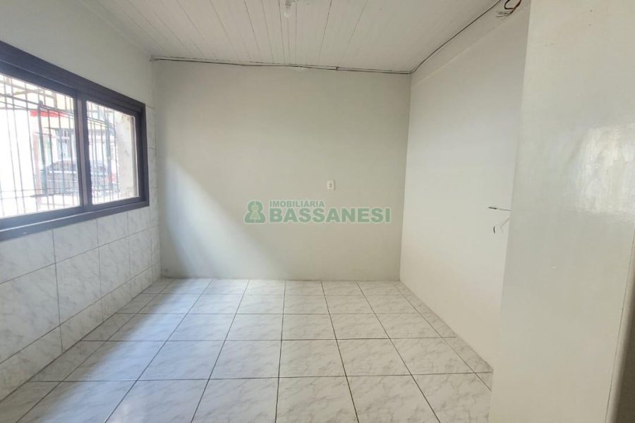 Loja com 65m², no bairro São Pelegrino em Caxias do Sul para Alugar