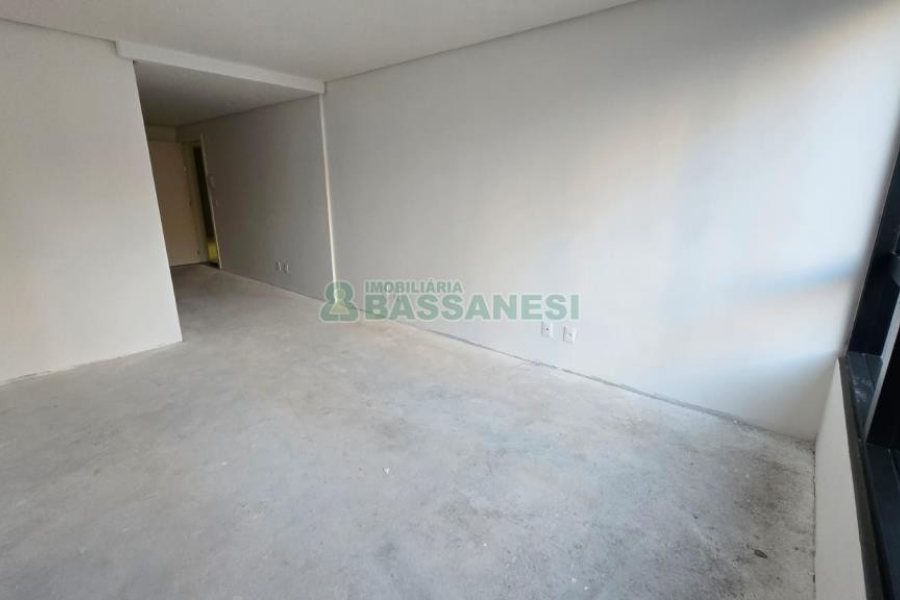 Sala com 34m², 1 vaga, no bairro Exposição em Caxias do Sul para Alugar ou Comprar