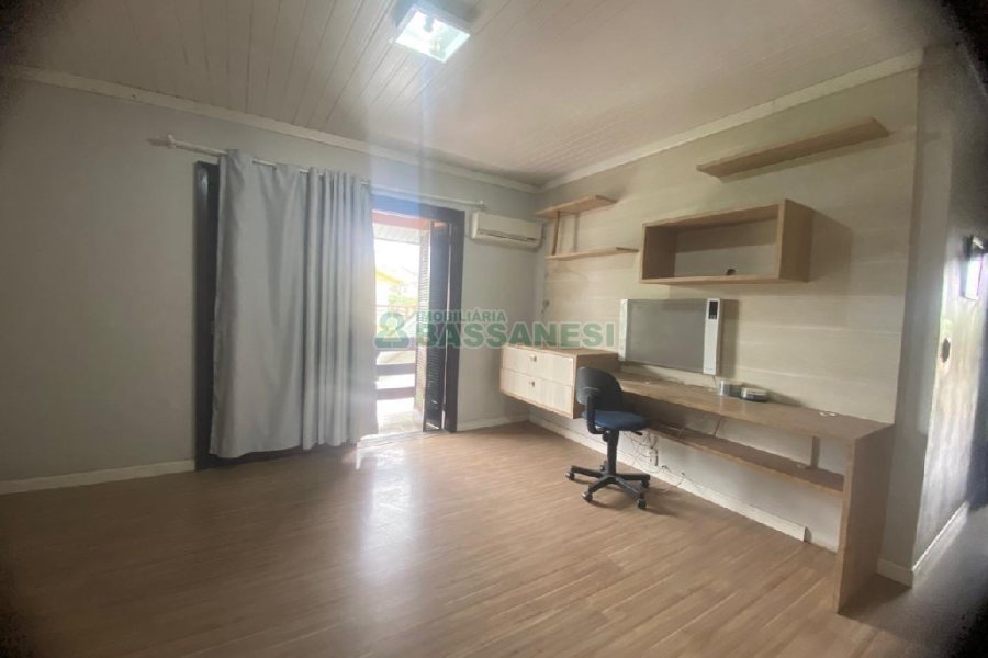Casa com 150m², 3 dormitórios, 1 vaga, no bairro Bela Vista em Caxias do Sul para Comprar