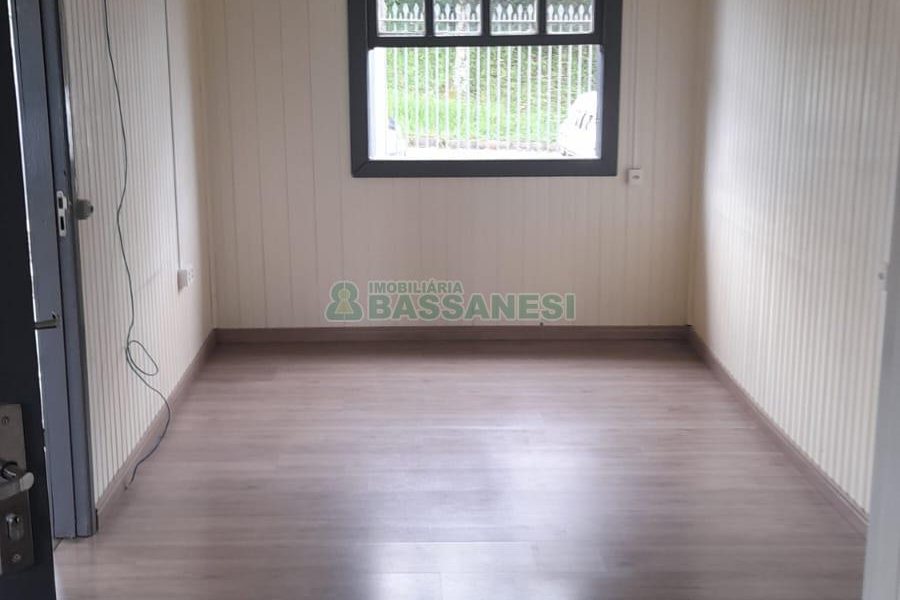 Casa com 588m², 4 dormitórios, 3 vagas, no bairro Bela Vista em Caxias do Sul para Comprar