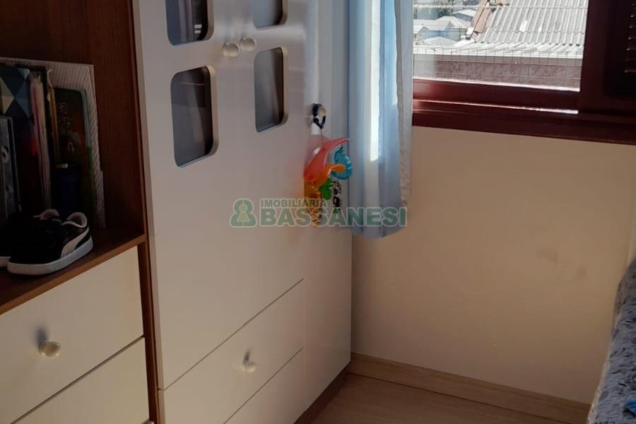 Casa com 588m², 4 dormitórios, 3 vagas, no bairro Bela Vista em Caxias do Sul para Comprar