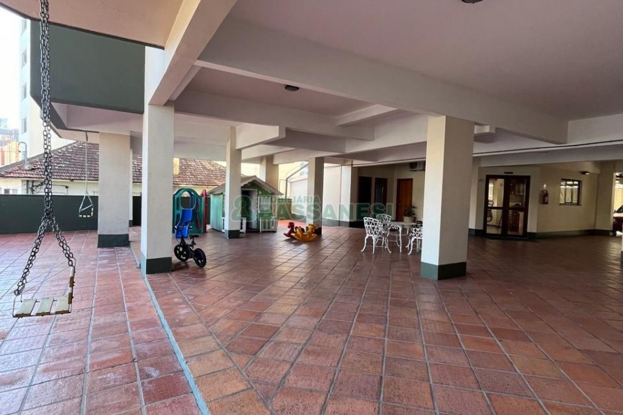 Apartamento com 85m², 2 dormitórios, 1 vaga, no bairro São Leopoldo em Caxias do Sul para Comprar