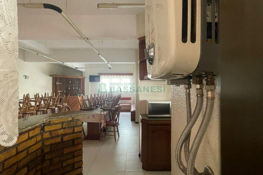Apartamento com 85m², 2 dormitórios, 1 vaga, no bairro São Leopoldo em Caxias do Sul para Comprar