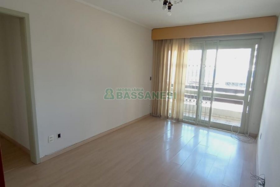 Apartamento com 86m², 3 dormitórios, 1 vaga, no bairro São Pelegrino em Caxias do Sul para Alugar
