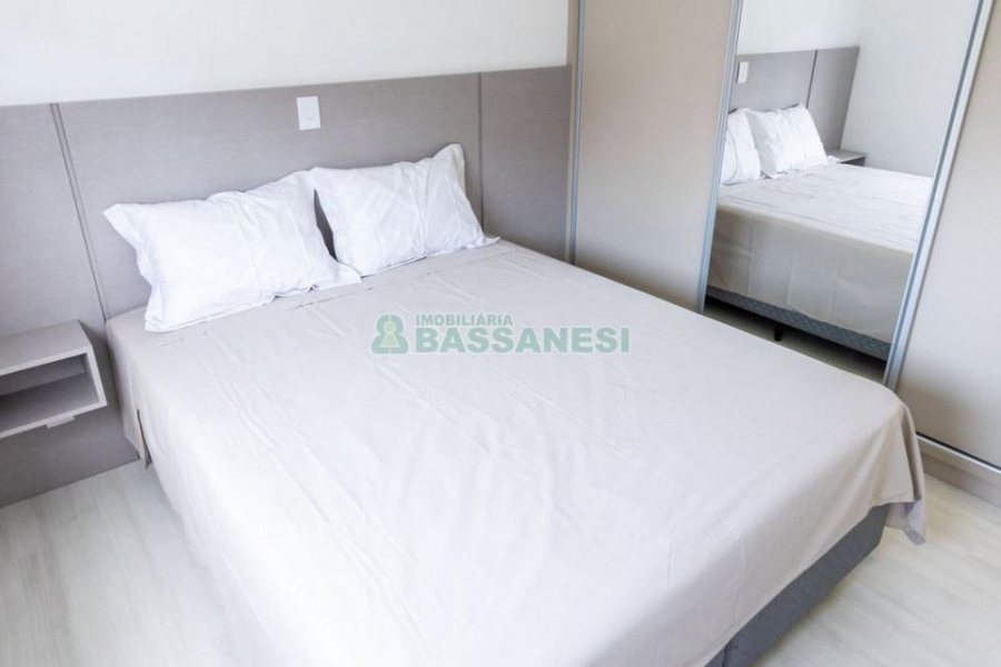 Apartamento com 54m², 1 dormitório, 1 vaga, no bairro Centro em Caxias do Sul para Comprar
