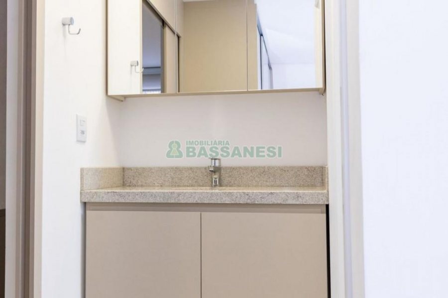 Apartamento com 54m², 1 dormitório, 1 vaga, no bairro Centro em Caxias do Sul para Comprar