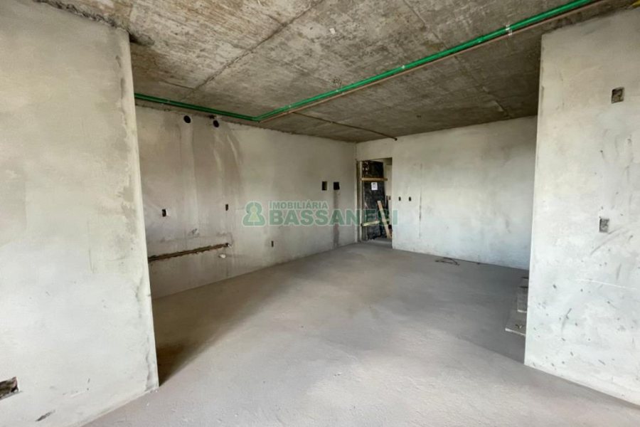 Apartamento com 87m², 2 dormitórios, 1 vaga, no bairro Petrópolis em Caxias do Sul para Comprar