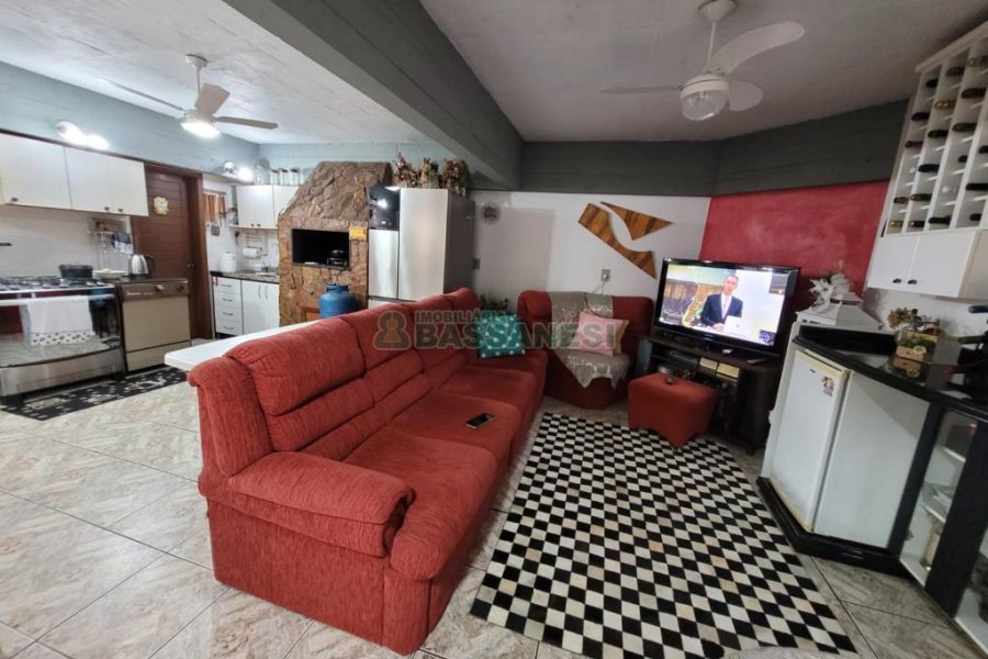 Casa Comercial com 165m², 3 dormitórios, no bairro Bela Vista em Caxias do Sul para Alugar