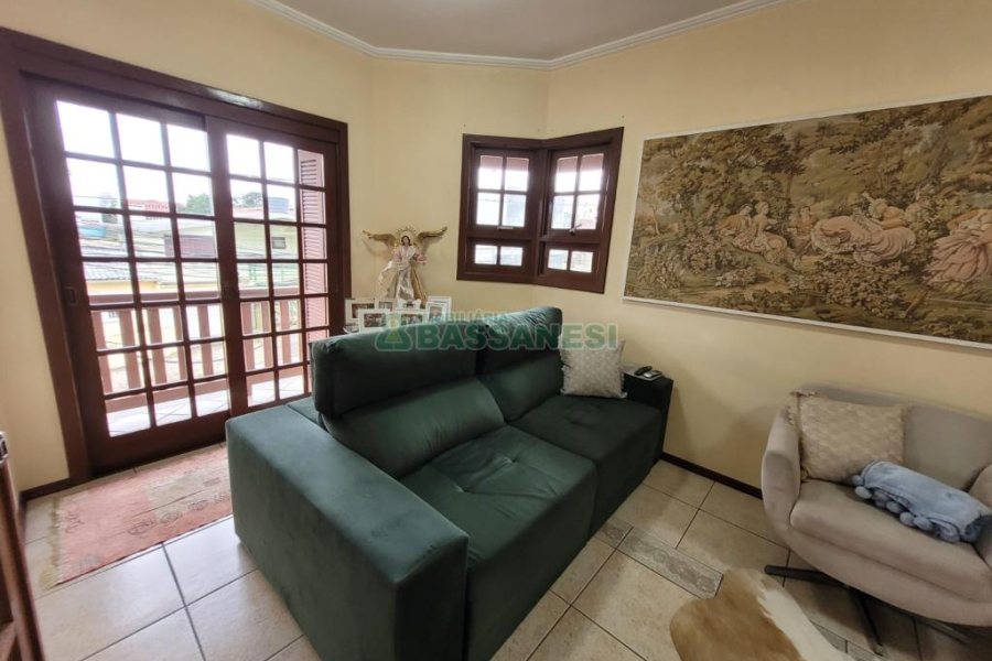 Casa Comercial com 165m², 3 dormitórios, no bairro Bela Vista em Caxias do Sul para Alugar