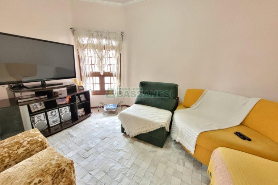 Casa Comercial com 165m², 3 dormitórios, no bairro Bela Vista em Caxias do Sul para Alugar