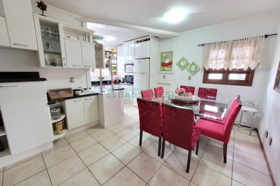 Casa Comercial com 165m², 3 dormitórios, no bairro Bela Vista em Caxias do Sul para Alugar