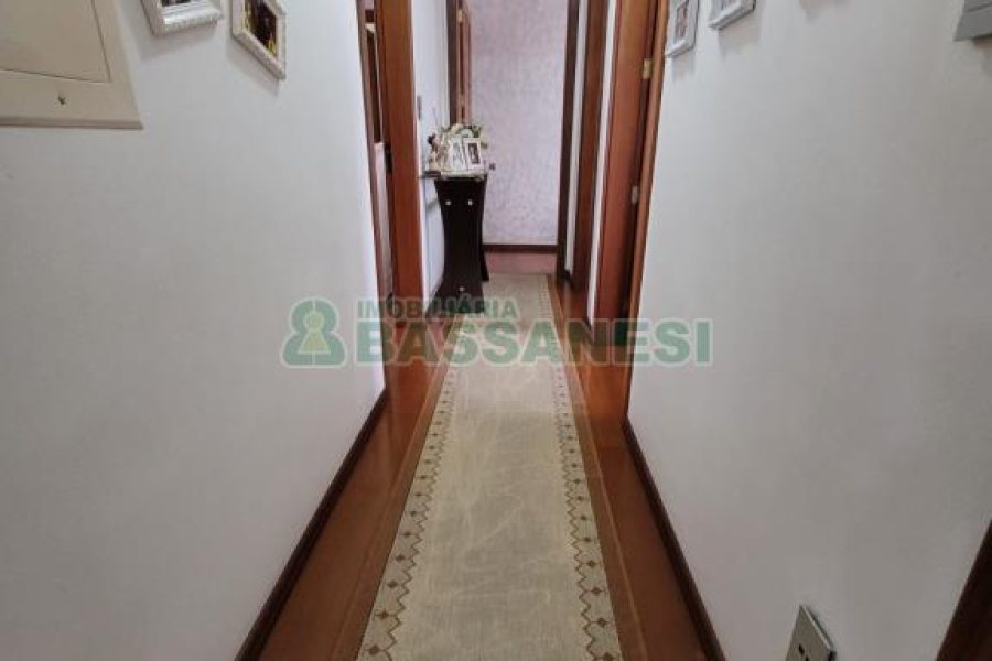 Casa Comercial com 165m², 3 dormitórios, no bairro Bela Vista em Caxias do Sul para Alugar