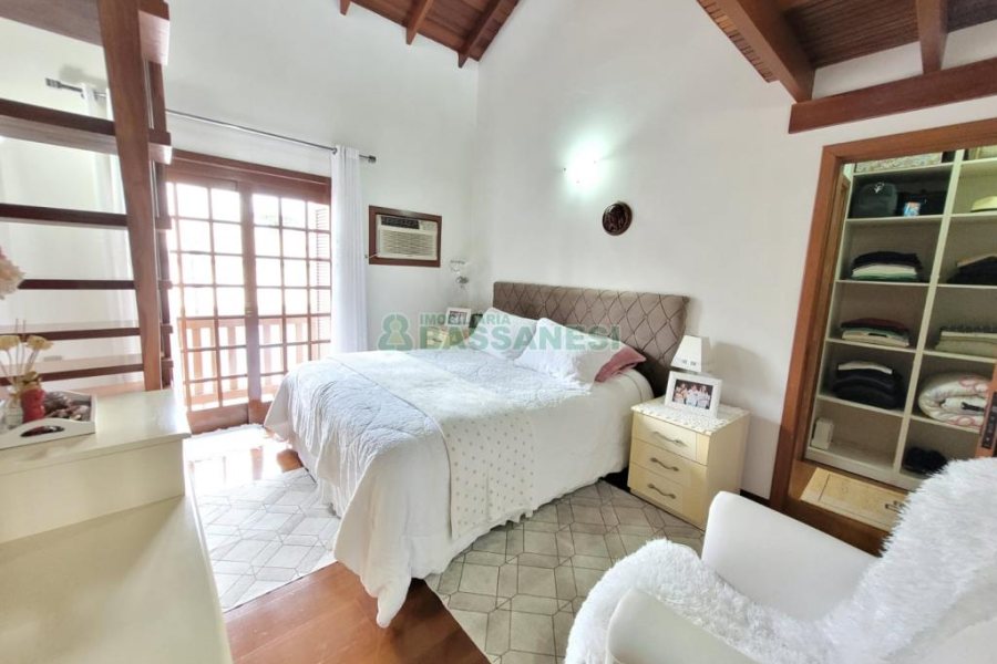 Casa Comercial com 165m², 3 dormitórios, no bairro Bela Vista em Caxias do Sul para Alugar