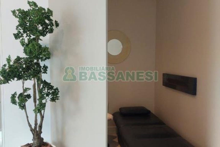 Sala Mobiliada com 48m², 1 vaga, no bairro Centro em Caxias do Sul para Alugar