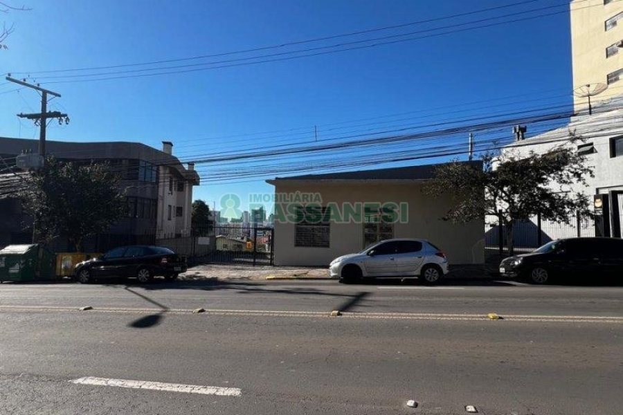 Terreno com 700m², no bairro São Pelegrino em Caxias do Sul para Alugar