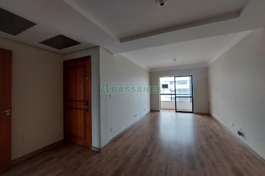 Apartamento com 110m², 3 dormitórios, 1 vaga, no bairro São Pelegrino em Caxias do Sul para Alugar