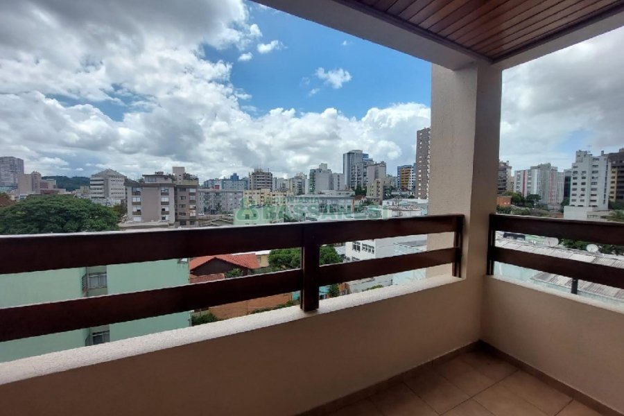 Apartamento com 110m², 3 dormitórios, 1 vaga, no bairro São Pelegrino em Caxias do Sul para Alugar
