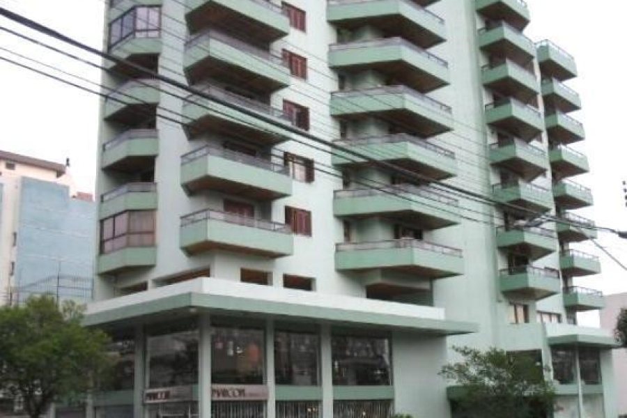 Apartamento com 170m², 3 dormitórios, 1 vaga, no bairro Centro em Caxias do Sul para Comprar