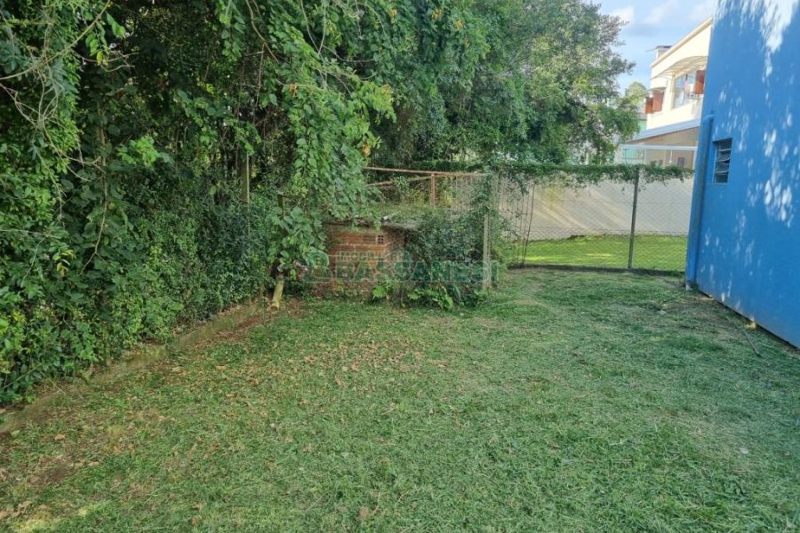 Casa com 120m², 4 dormitórios, 2 vagas, no bairro São Luiz em Caxias do Sul para Comprar