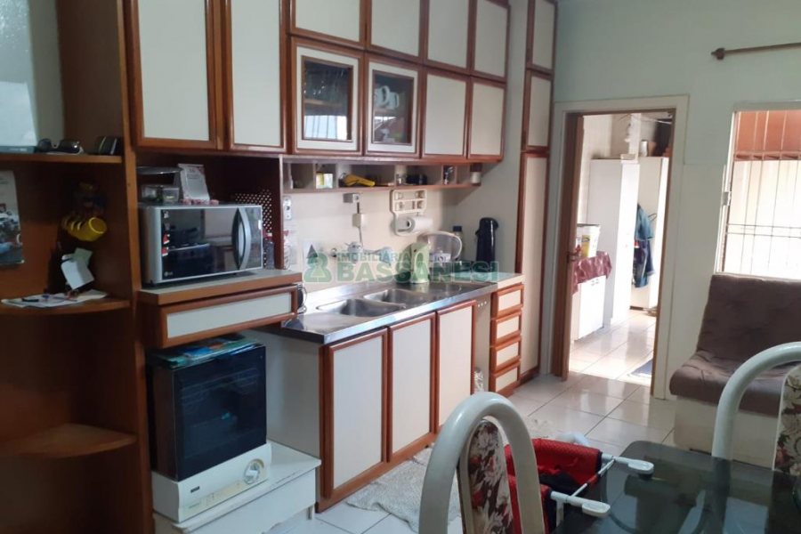 Casa com 110m², 3 dormitórios, 1 vaga, no bairro Cristo Redentor em Caxias do Sul para Comprar