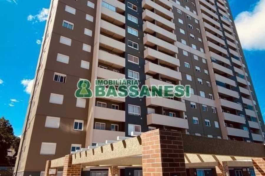Apto Mobiliado com 47m², 1 dormitório, 1 vaga, no bairro Madureira em Caxias do Sul para Alugar