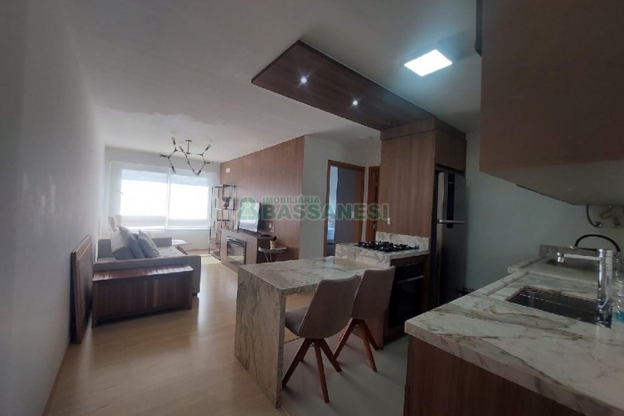 Apto Mobiliado com 47m², 1 dormitório, 1 vaga, no bairro Madureira em Caxias do Sul para Alugar