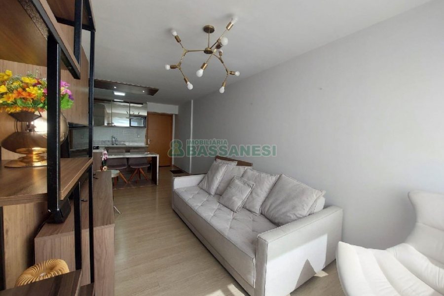 Apto Mobiliado com 47m², 1 dormitório, 1 vaga, no bairro Madureira em Caxias do Sul para Alugar