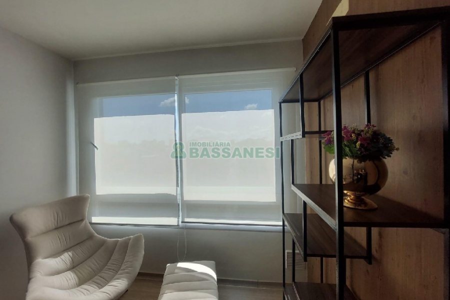 Apto Mobiliado com 47m², 1 dormitório, 1 vaga, no bairro Madureira em Caxias do Sul para Alugar