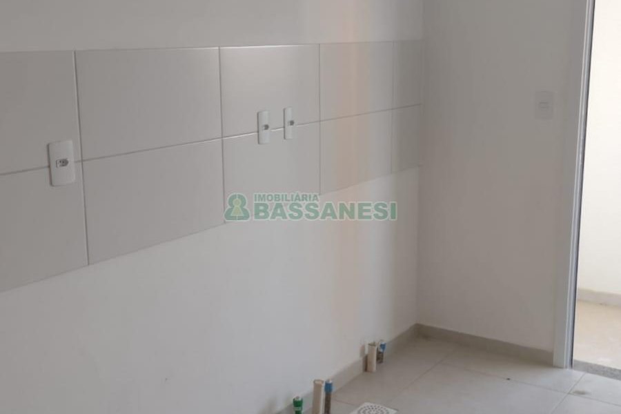 Apartamento com 55m², 2 dormitórios, 1 vaga, no bairro Vila Verde em Caxias do Sul para Comprar