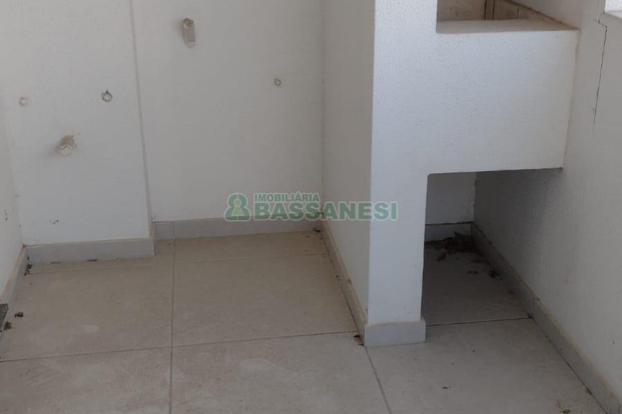 Apartamento com 55m², 2 dormitórios, 1 vaga, no bairro Vila Verde em Caxias do Sul para Comprar