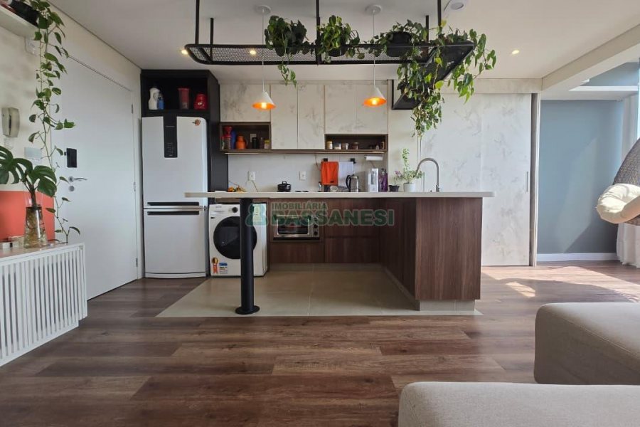 Apartamento com 49m², 1 dormitório, 1 vaga, no bairro Lourdes em Caxias do Sul para Comprar