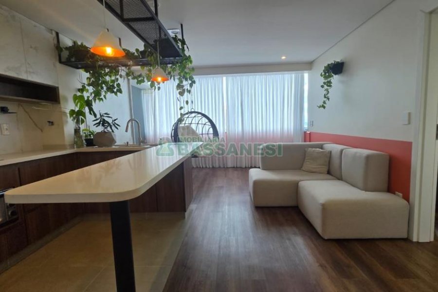 Apartamento com 49m², 1 dormitório, 1 vaga, no bairro Lourdes em Caxias do Sul para Alugar ou Comprar