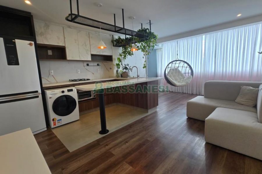 Apartamento com 49m², 1 dormitório, 1 vaga, no bairro Lourdes em Caxias do Sul para Alugar ou Comprar