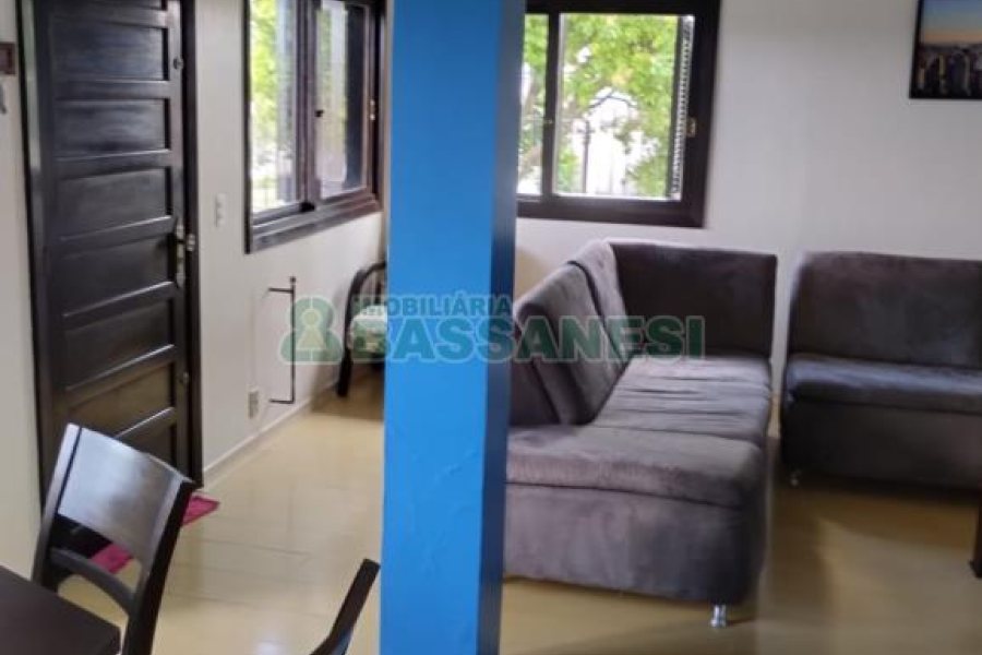 Casa com 132m², 3 dormitórios, 2 vagas, no bairro Desvio Rizzo em Caxias do Sul para Comprar