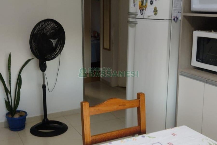 Casa com 116m², 3 dormitórios, 2 vagas, no bairro Vinhedos em Caxias do Sul para Comprar