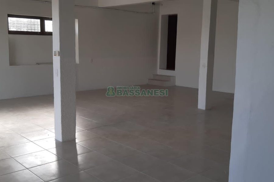 Loja com 112m², no bairro São José em Caxias do Sul para Alugar
