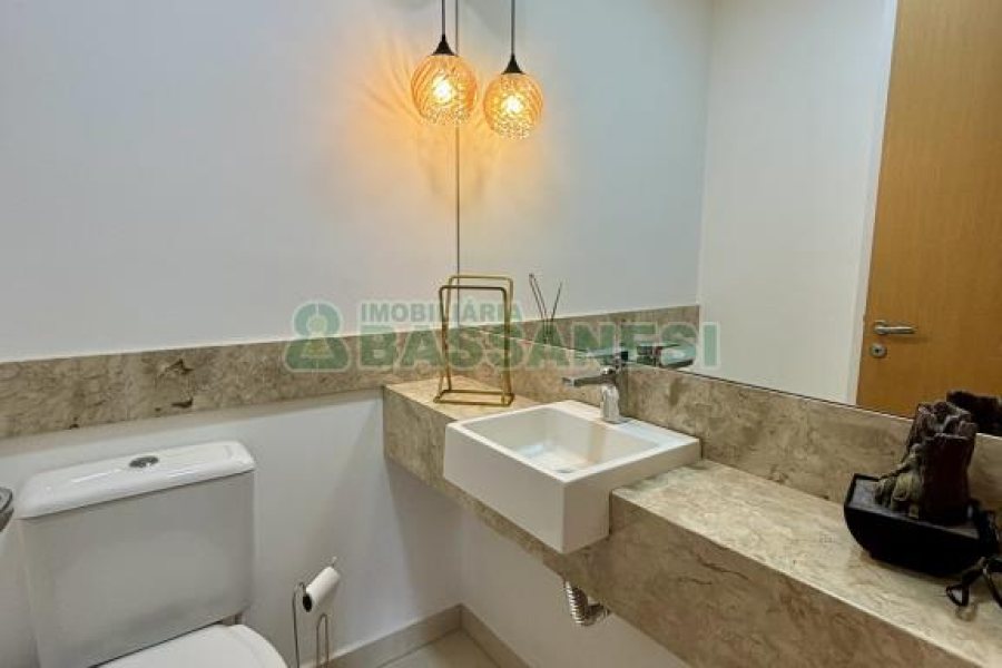 Apto Mobiliado com 114m², 3 dormitórios, 2 vagas, no bairro Madureira em Caxias do Sul para Alugar ou Comprar