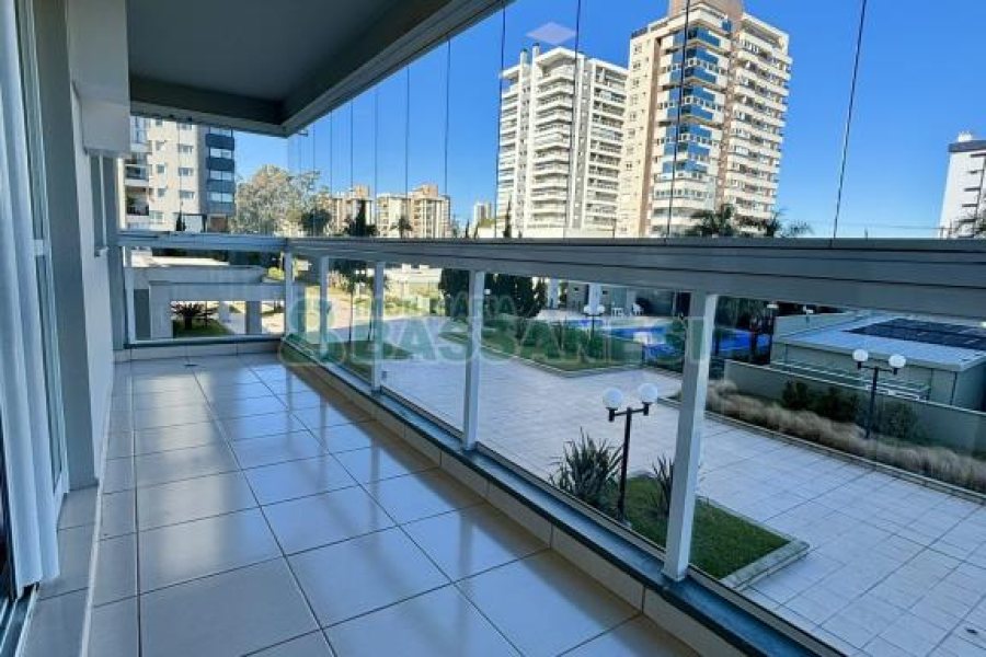 Apto Mobiliado com 114m², 3 dormitórios, 2 vagas, no bairro Madureira em Caxias do Sul para Alugar ou Comprar