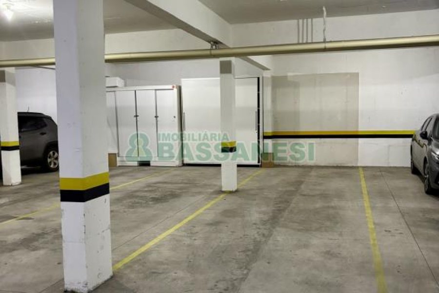 Apto Mobiliado com 114m², 3 dormitórios, 2 vagas, no bairro Madureira em Caxias do Sul para Alugar ou Comprar