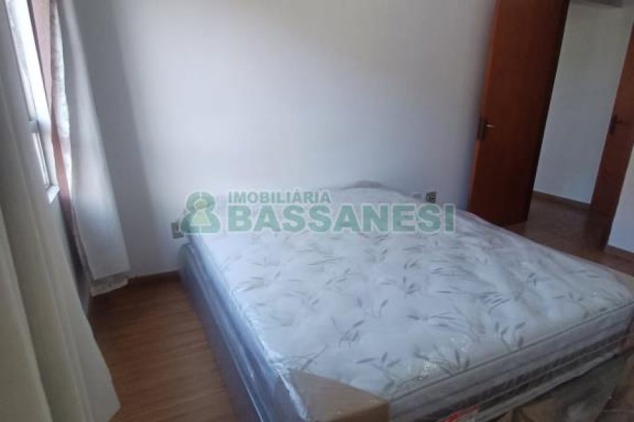 Apartamento com 72m², 2 dormitórios, 1 vaga, no bairro Lourdes em Caxias do Sul para Comprar