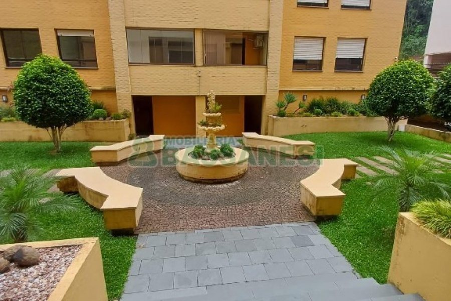 Apartamento com 72m², 2 dormitórios, 1 vaga, no bairro Lourdes em Caxias do Sul para Comprar