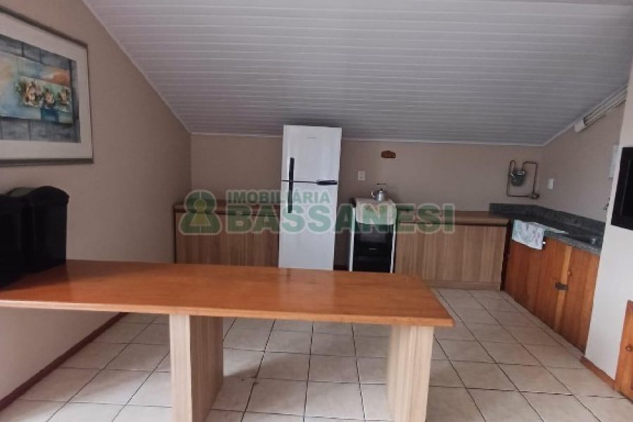 Apartamento com 72m², 2 dormitórios, 1 vaga, no bairro Lourdes em Caxias do Sul para Comprar